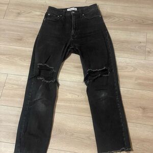 Abercrombie & Fitch Women’s Black Ripped Jeans